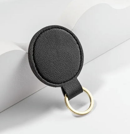 🔑 Personalized Keychain – The practical accessory with style