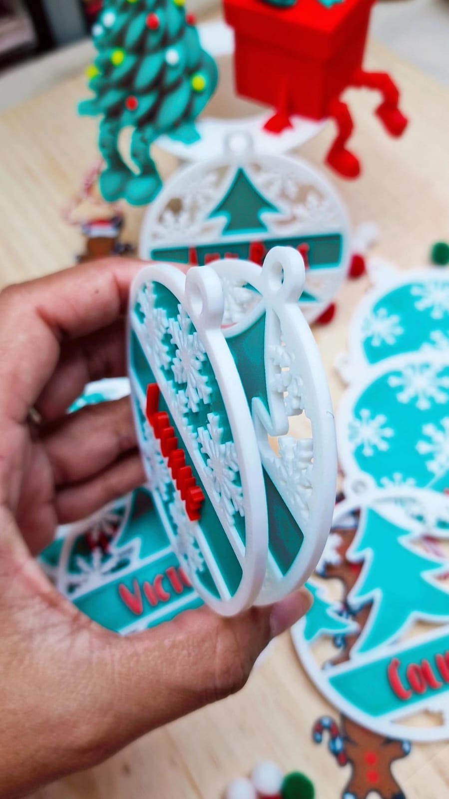 Boules de Noël personnalisées – Édition 2025 | L'atelier MARS (Bretagne)