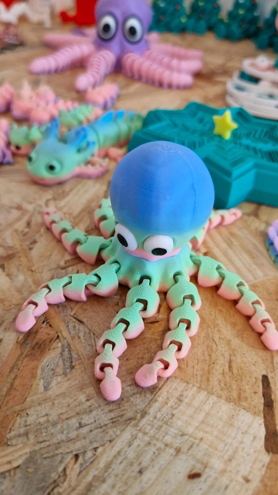 Pieuvre Articulée 3D – Taille Moyenne 5–8 cm – Tête Mouvante / Jouet Satisfaisant – Atelier MARS