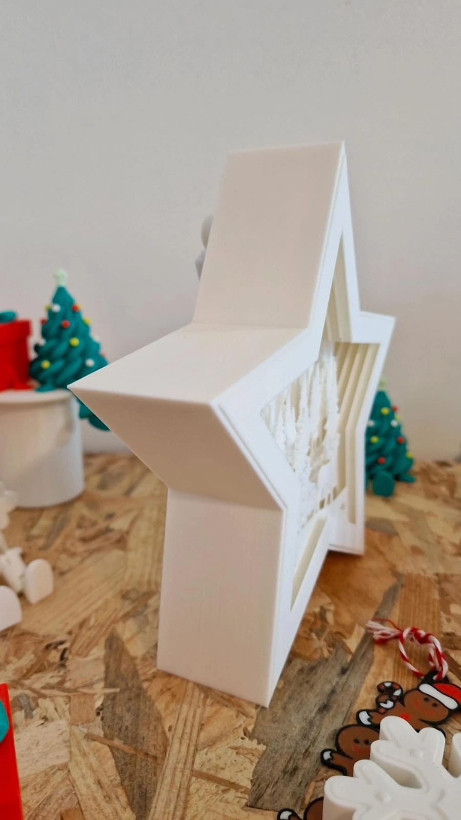 Lampe LED 3D de Noël – Étoile Forêt / Étoile Multicouche Cerf / Étoile Père Noël – Atelier MARS