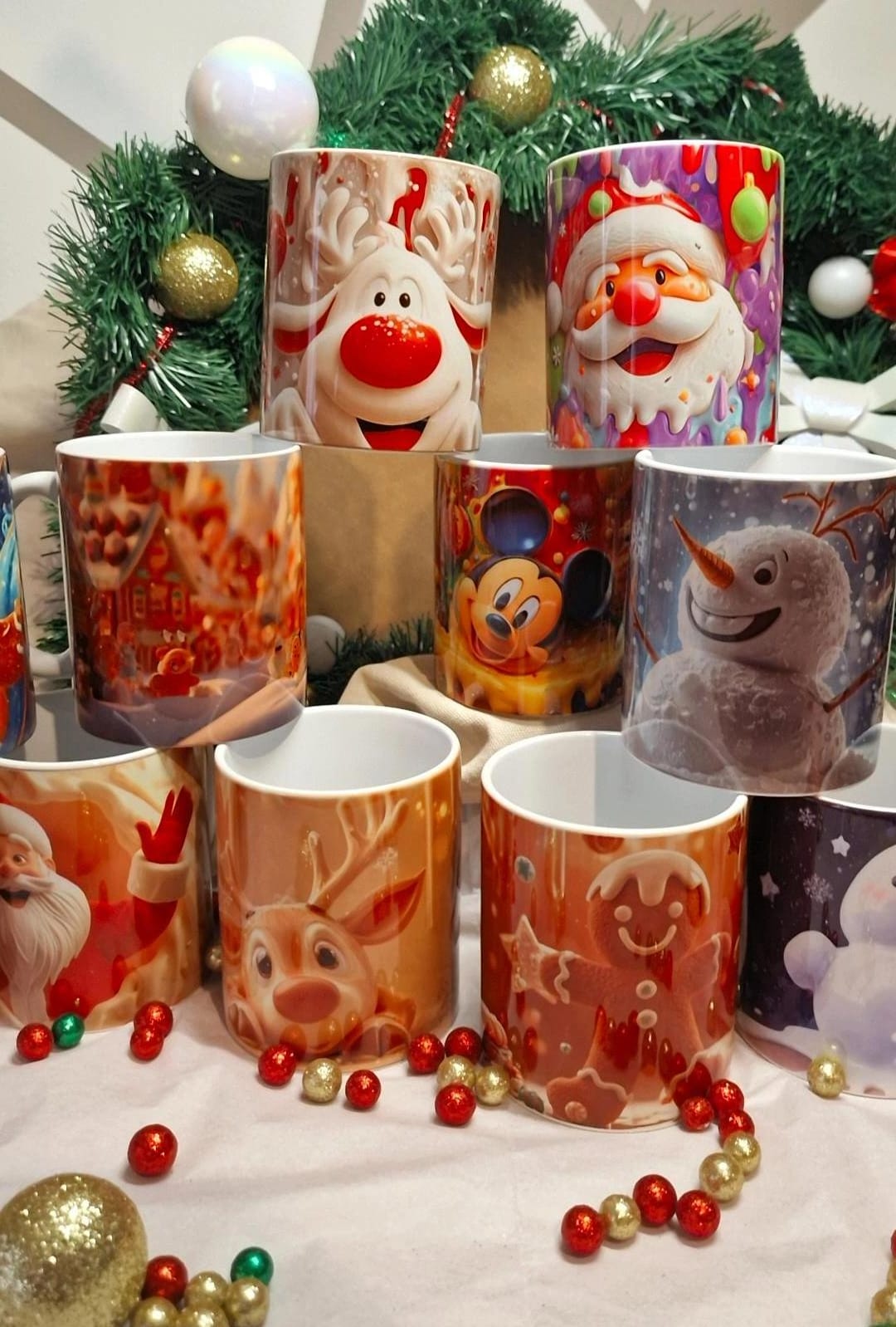 Mug de Noël – Plusieurs Modèles (Renne, Père Noël, Pain d’Épice, Bonhomme de Neige…) – Atelier MARS