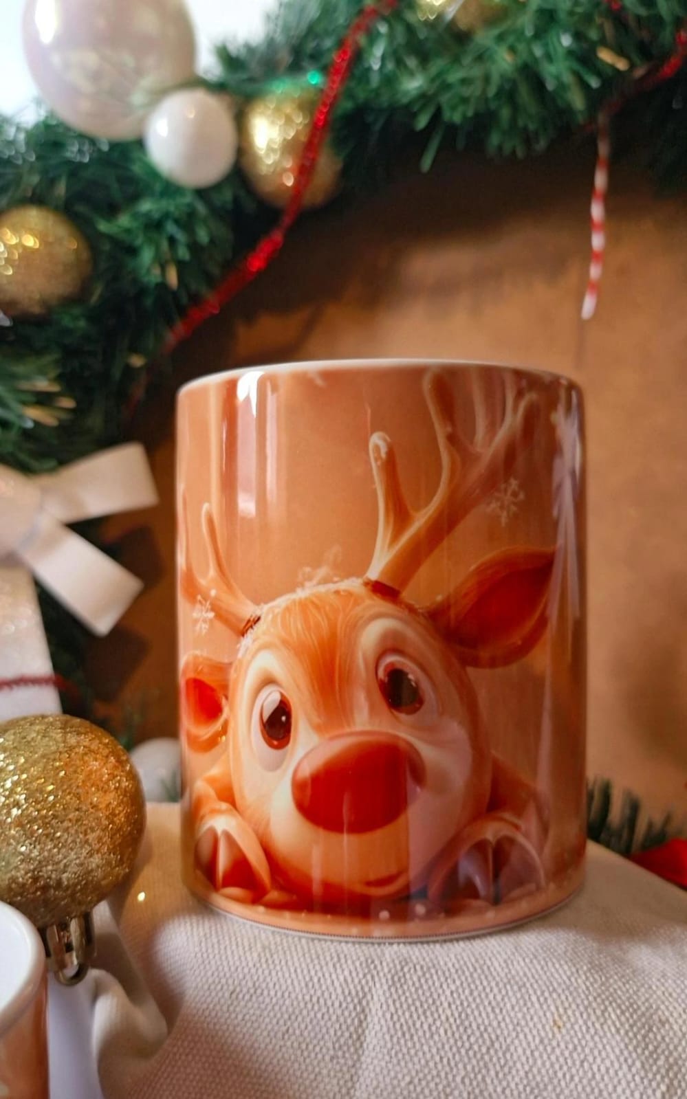 Mug de Noël – Plusieurs Modèles (Renne, Père Noël, Pain d’Épice, Bonhomme de Neige…) – Atelier MARS
