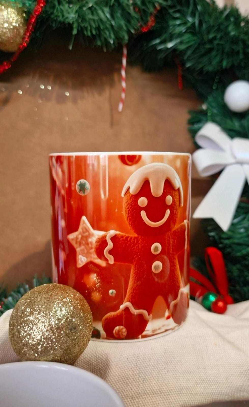 Mug de Noël – Plusieurs Modèles (Renne, Père Noël, Pain d’Épice, Bonhomme de Neige…) – Atelier MARS