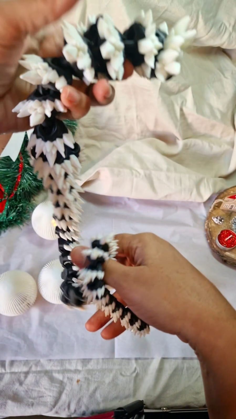 Dragon Articulé 3D – Noir & Blanc – Grand Modèle ~50 cm – Création Atelier MARS