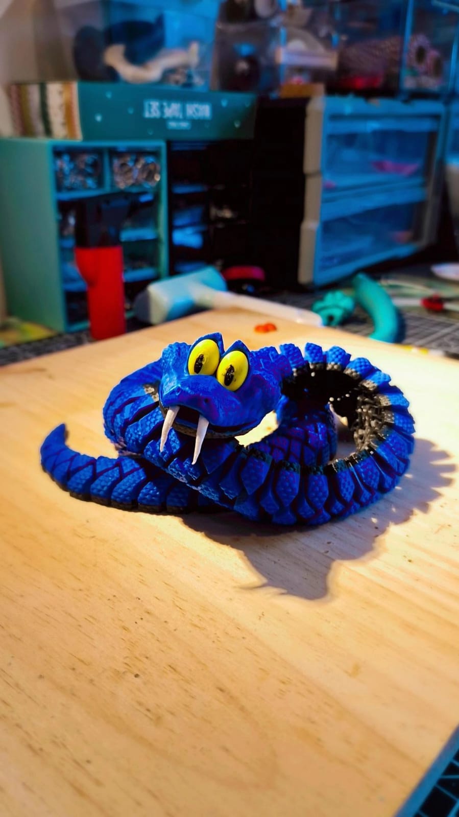 Serpent articulé 3D – Modèle Bleu XXL (74 cm) – Jouet flexible / Déco – Atelier MARS