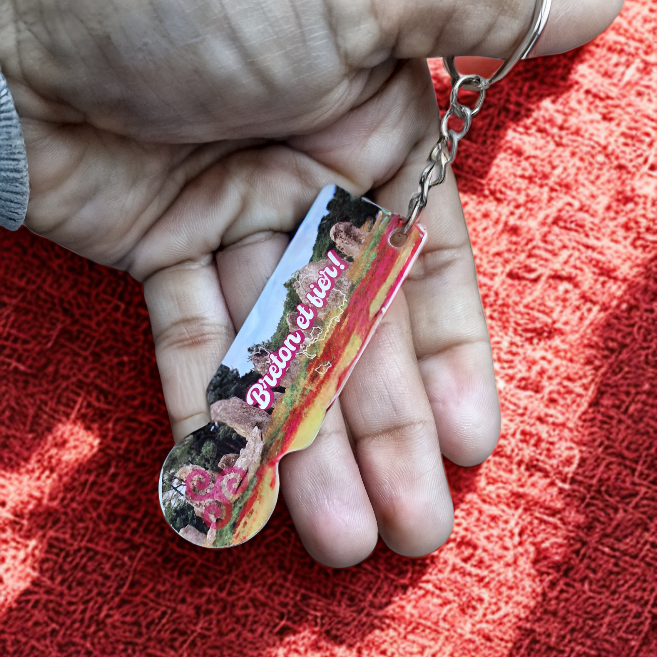 Shopping cart token keychain – Smart and stylish gift 🛒